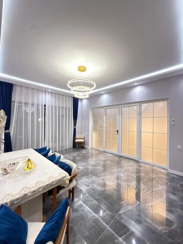 Kirayə verilir 4 otaqlı həyət evi 240 m²