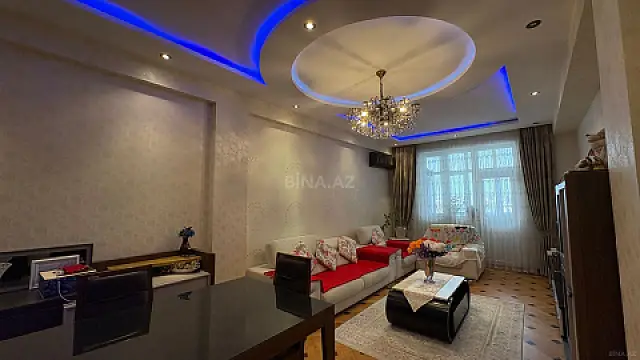 Satılır 4 otaqlı mənzil 167 m²