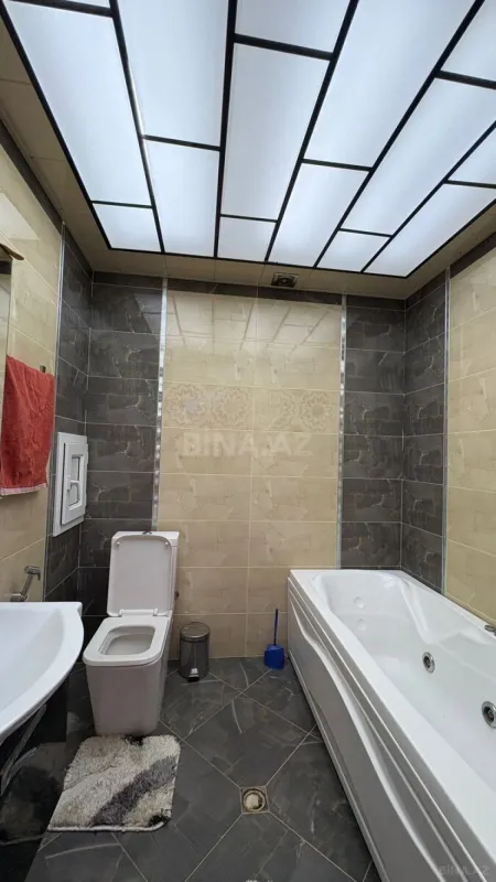 Satılır 4 otaqlı mənzil 167 m²