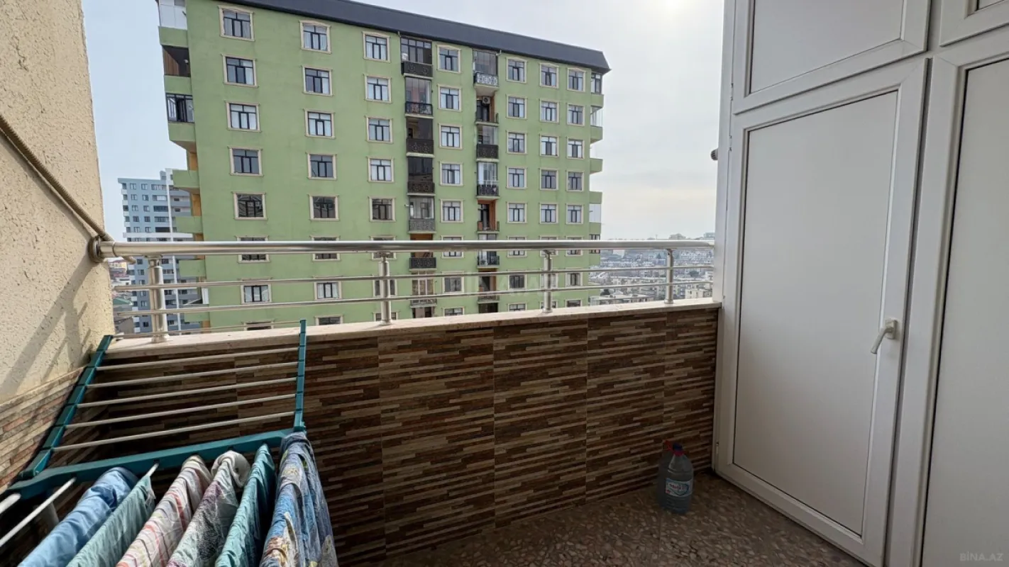 Satılır 4 otaqlı mənzil 167 m²