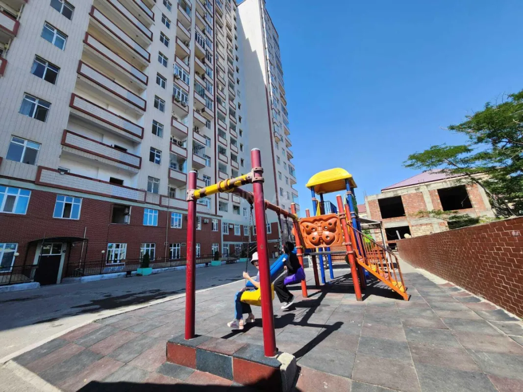 Satılır 3 otaqlı mənzil 75 m²