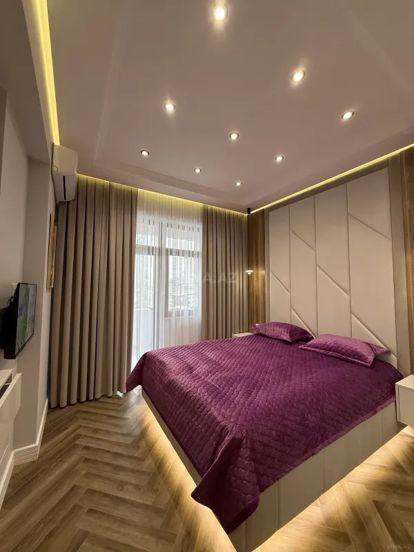 Satılır 2 otaqlı mənzil 67 m²