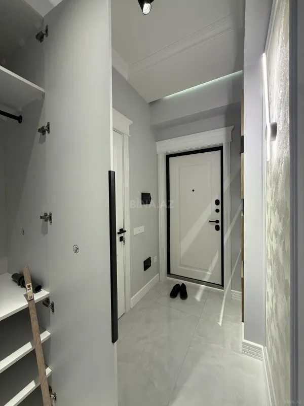 Satılır 2 otaqlı mənzil 67 m²