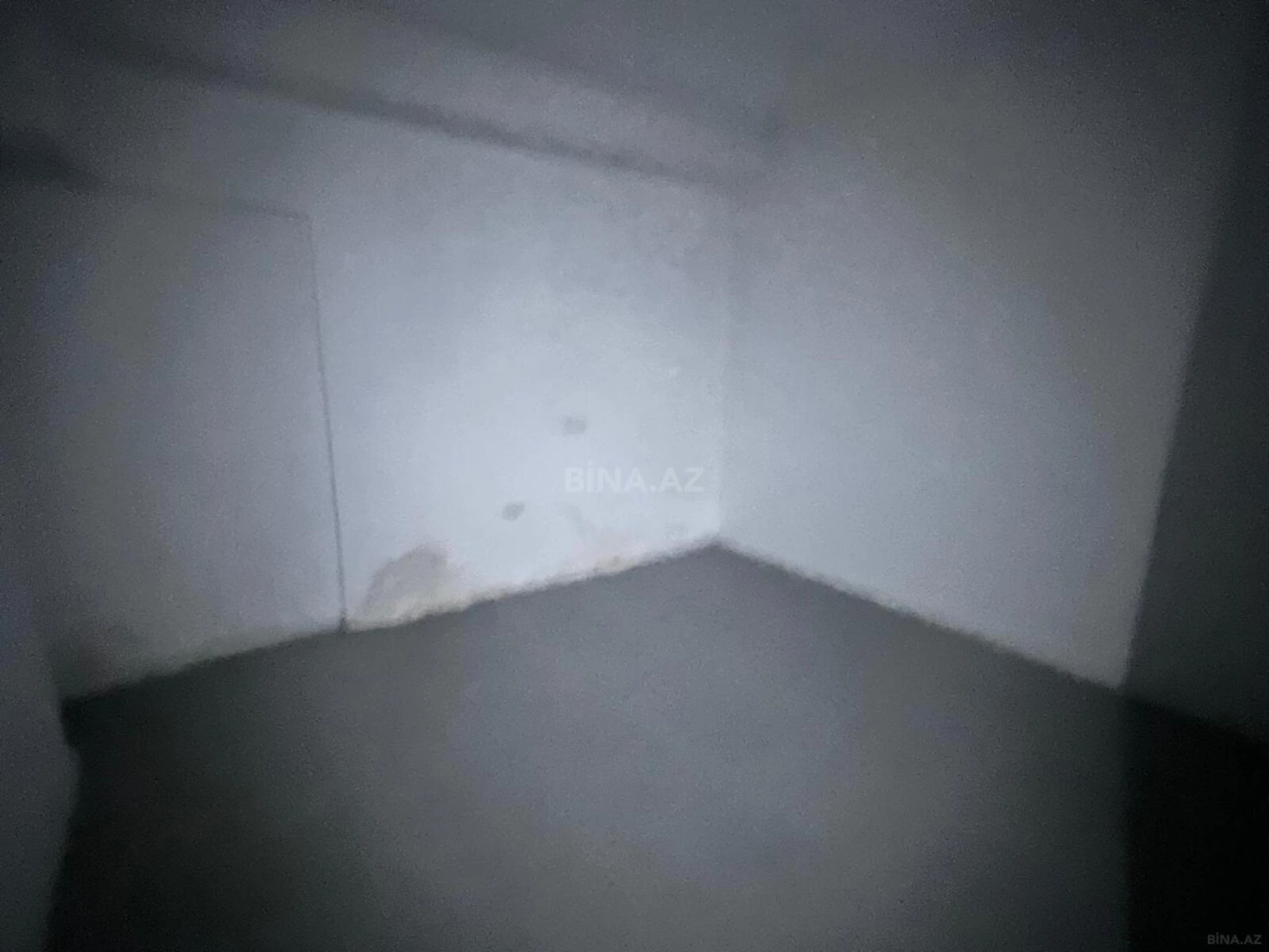 Kirayə verilir 16 otaqlı ofis 330 m²