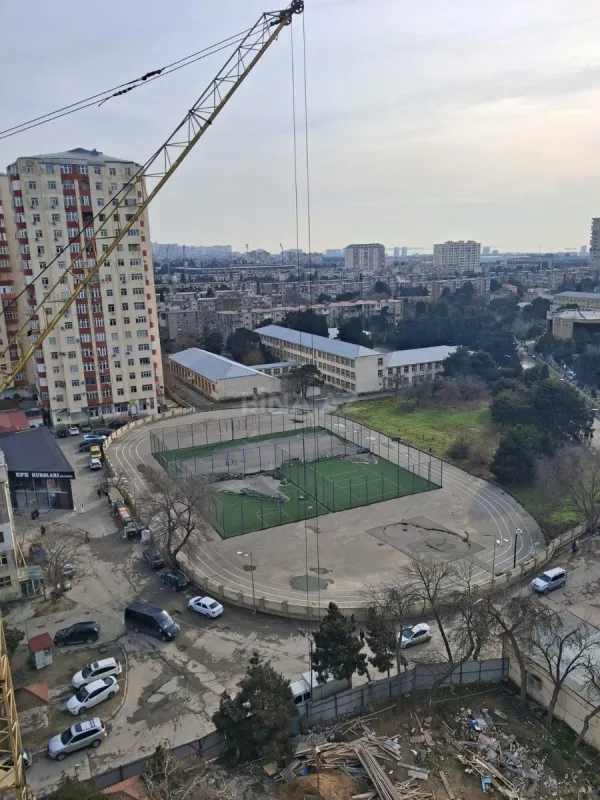 Satılır 3 otaqlı mənzil 146 m²