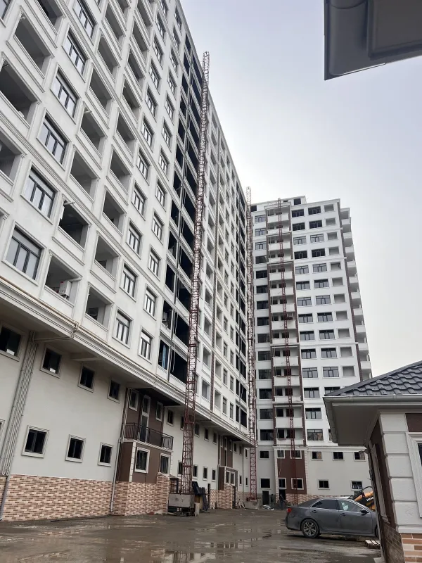 Satılır 3 otaqlı mənzil 146 m²