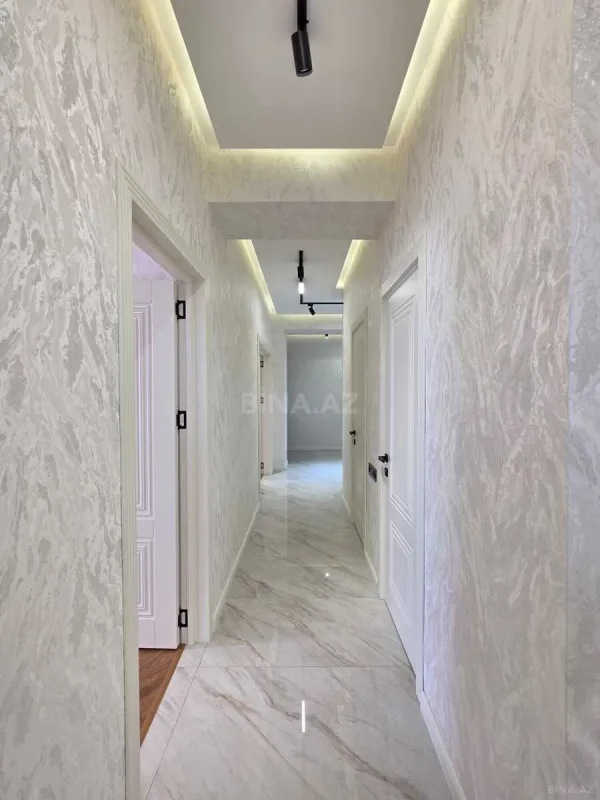 Satılır 3 otaqlı mənzil 115 m²