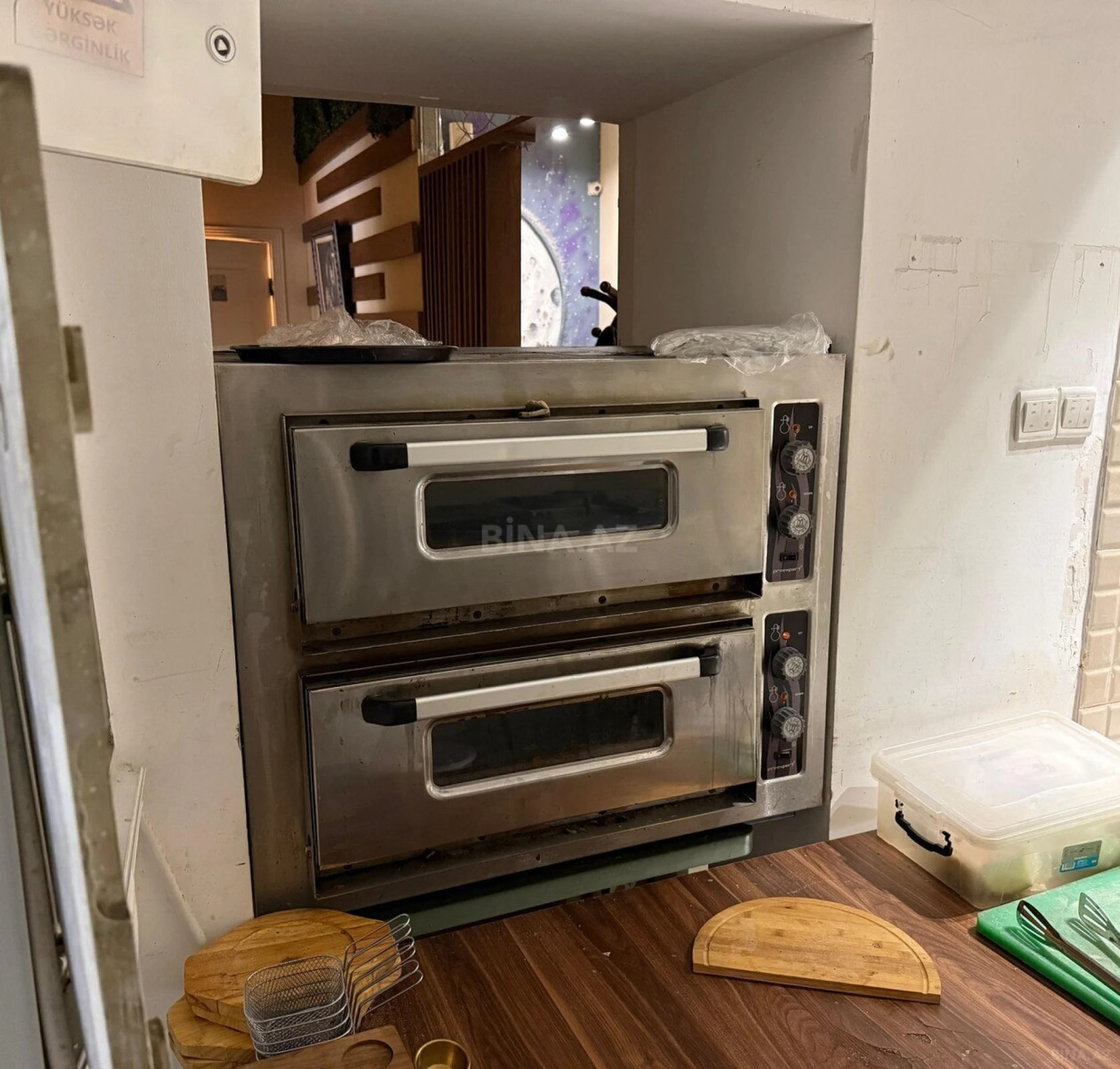 Kirayə verilir obyekt 133 m²