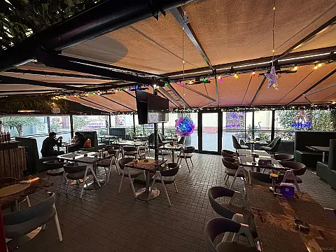 Kirayə verilir obyekt 133 m²