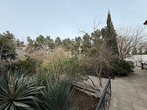 Satılır torpaq sahəsi 12 m²