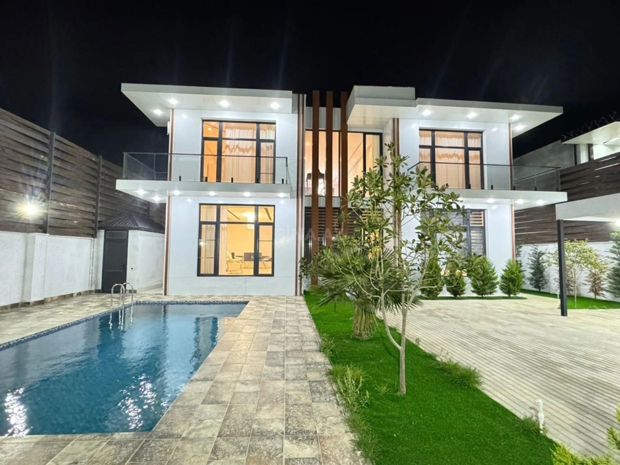 Kirayə verilir 5 otaqlı həyət evi 400 m²