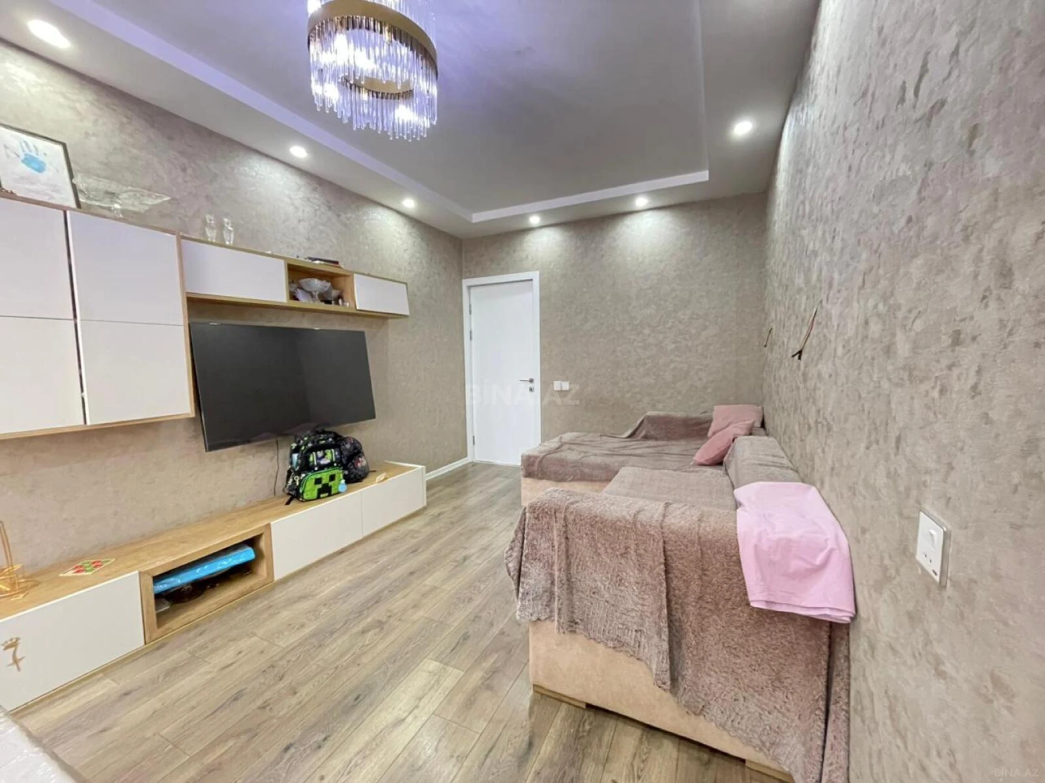 Satılır 3 otaqlı mənzil 65 m²