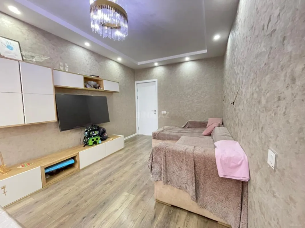 Satılır 3 otaqlı mənzil 65 m²