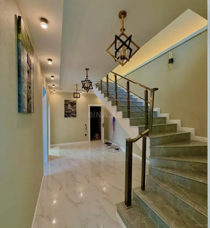 Satılır 4 otaqlı həyət evi 150 m²
