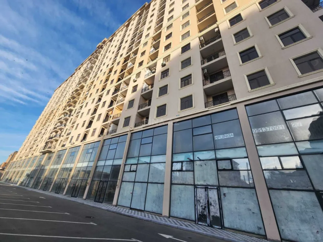 Satılır obyekt 103 m²