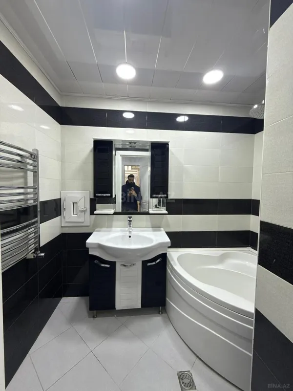 Satılır 3 otaqlı mənzil 86 m²