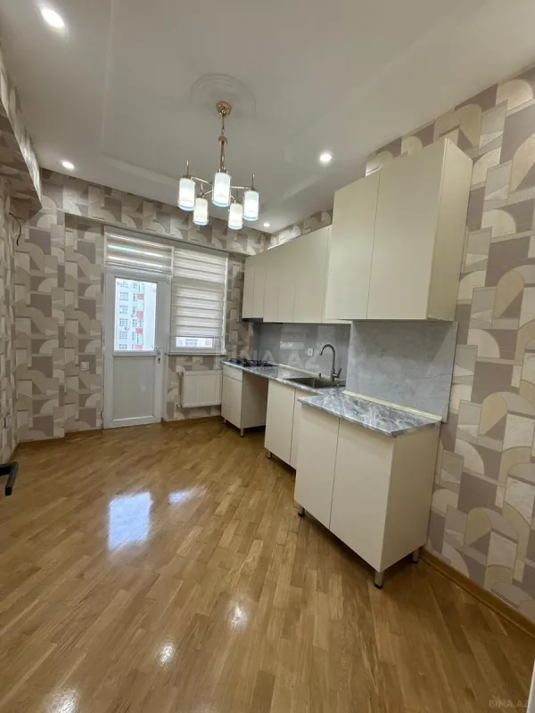 Satılır 3 otaqlı mənzil 86 m²