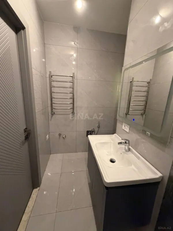 Satılır 2 otaqlı mənzil 91 m²