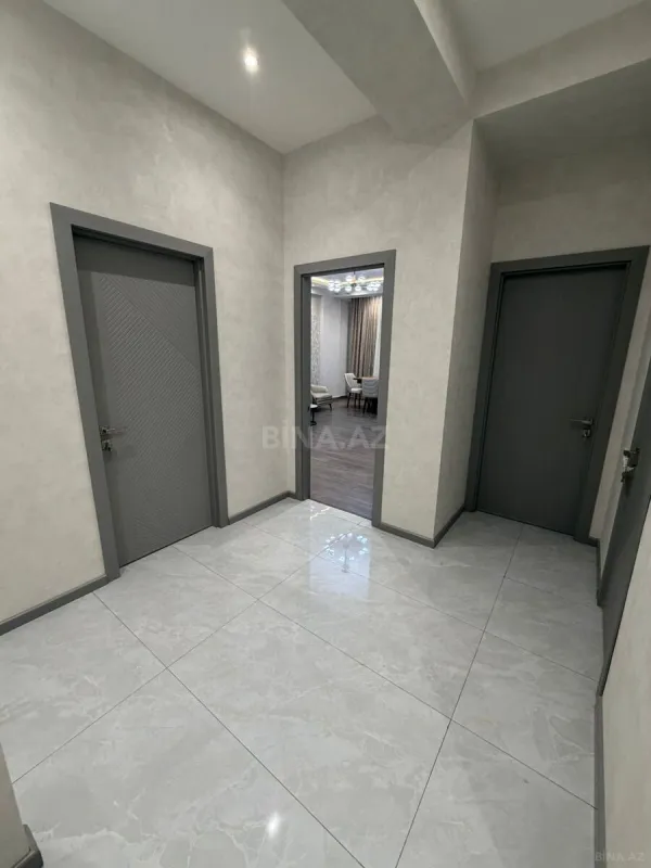 Satılır 2 otaqlı mənzil 91 m²