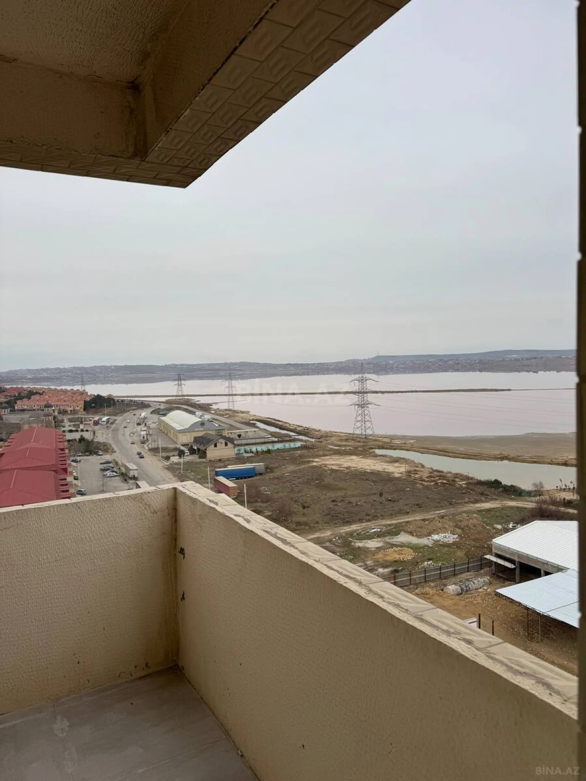 Satılır 3 otaqlı mənzil 90 m²