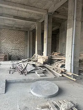 Satılır obyekt 339 m²