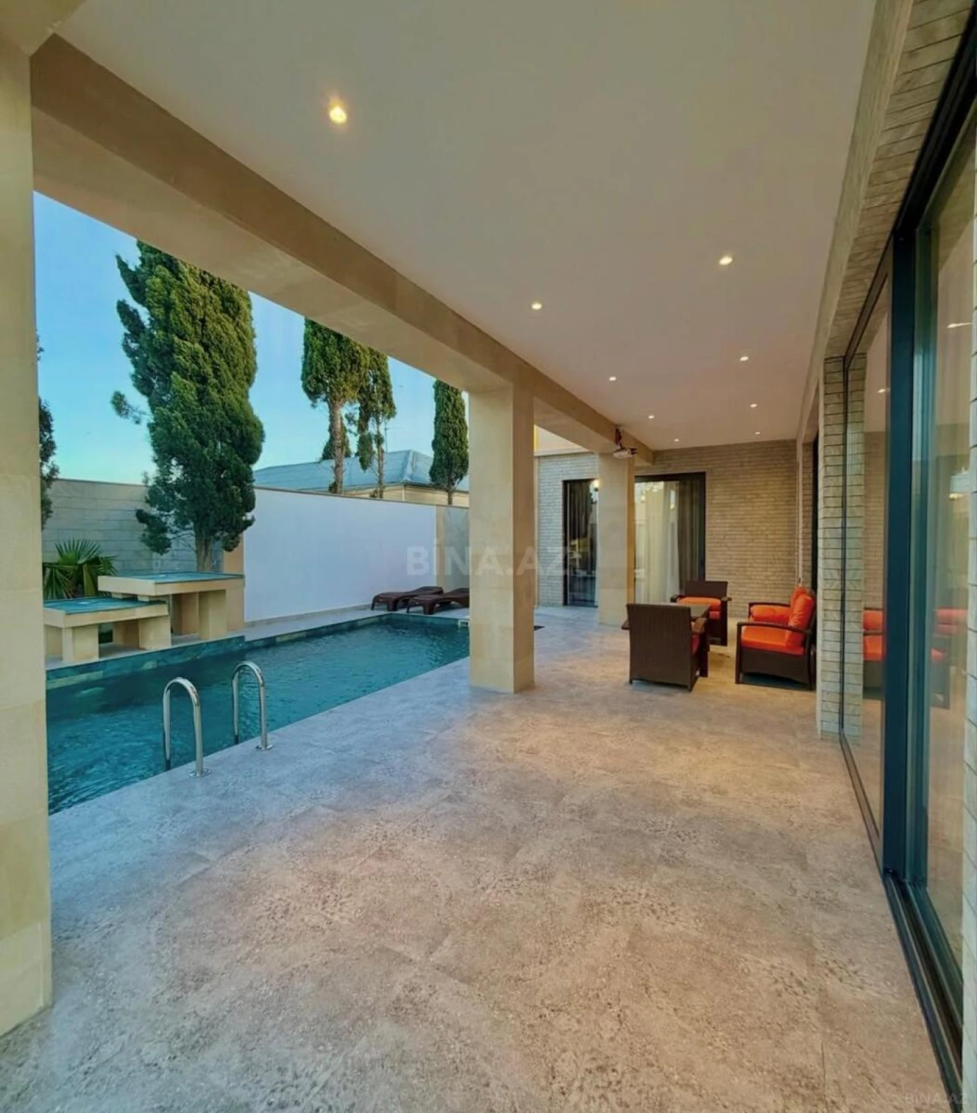 Satılır 4 otaqlı həyət evi 180 m²