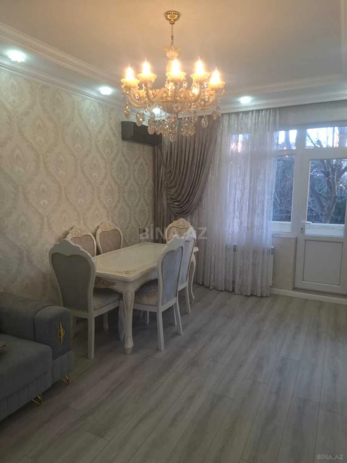 Satılır 2 otaqlı mənzil 55 m²