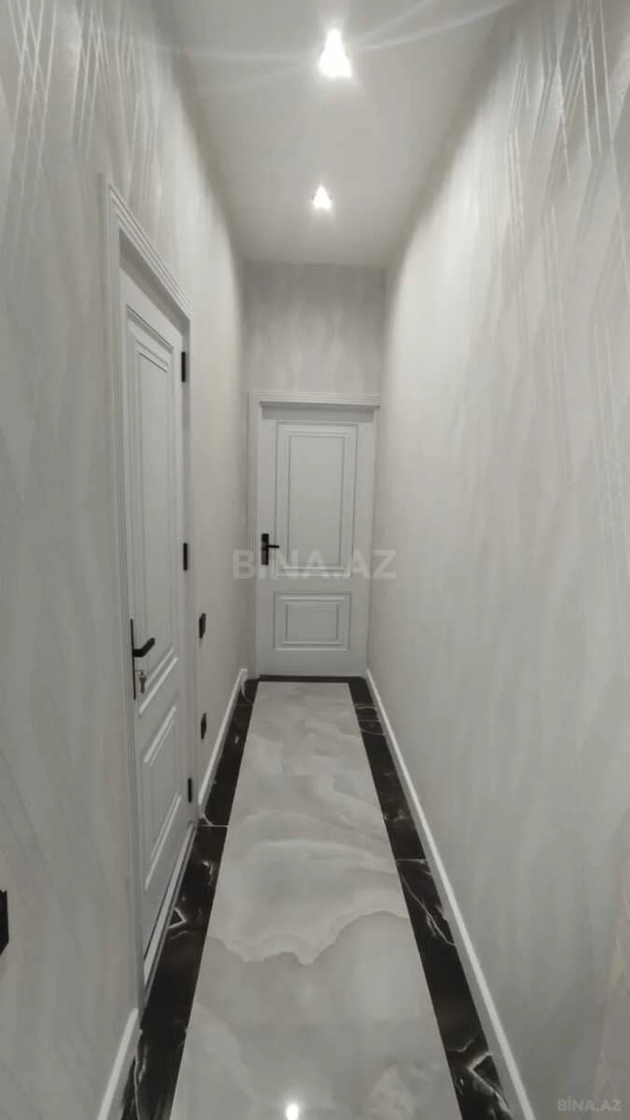 Satılır 3 otaqlı mənzil 94 m²