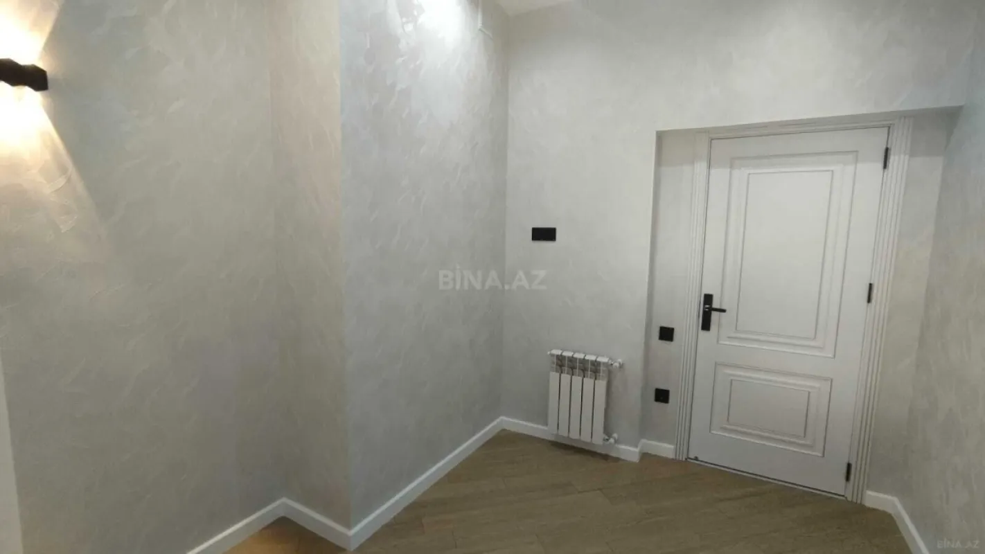 Satılır 3 otaqlı mənzil 94 m²