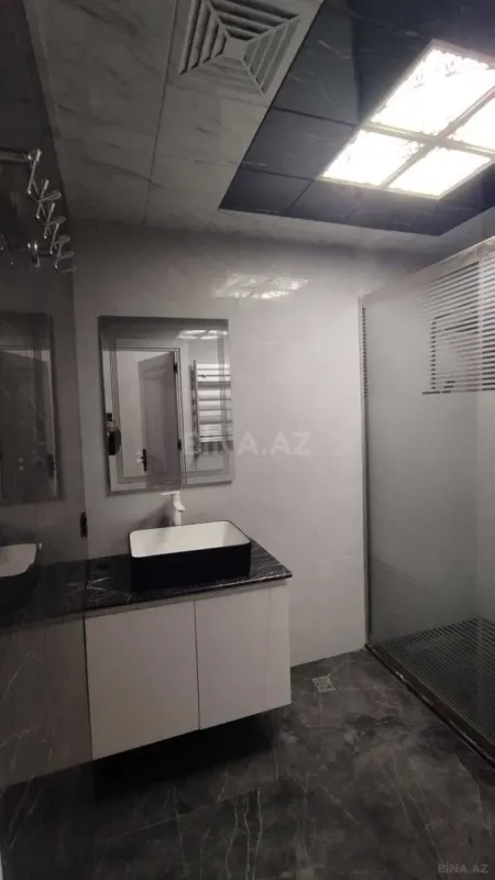 Satılır 3 otaqlı mənzil 94 m²