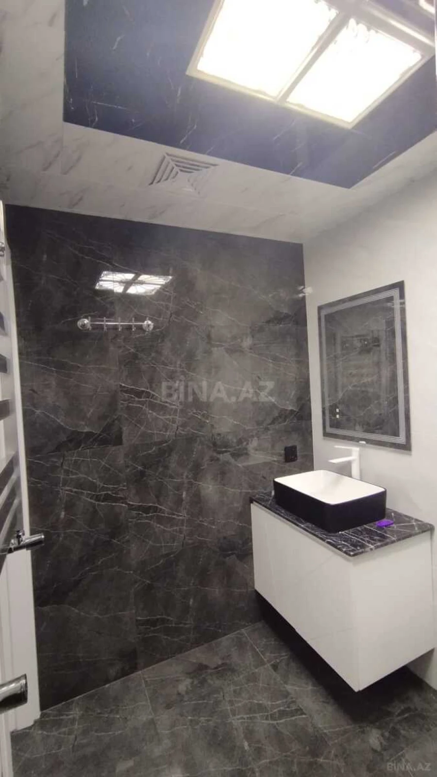 Satılır 3 otaqlı mənzil 94 m²