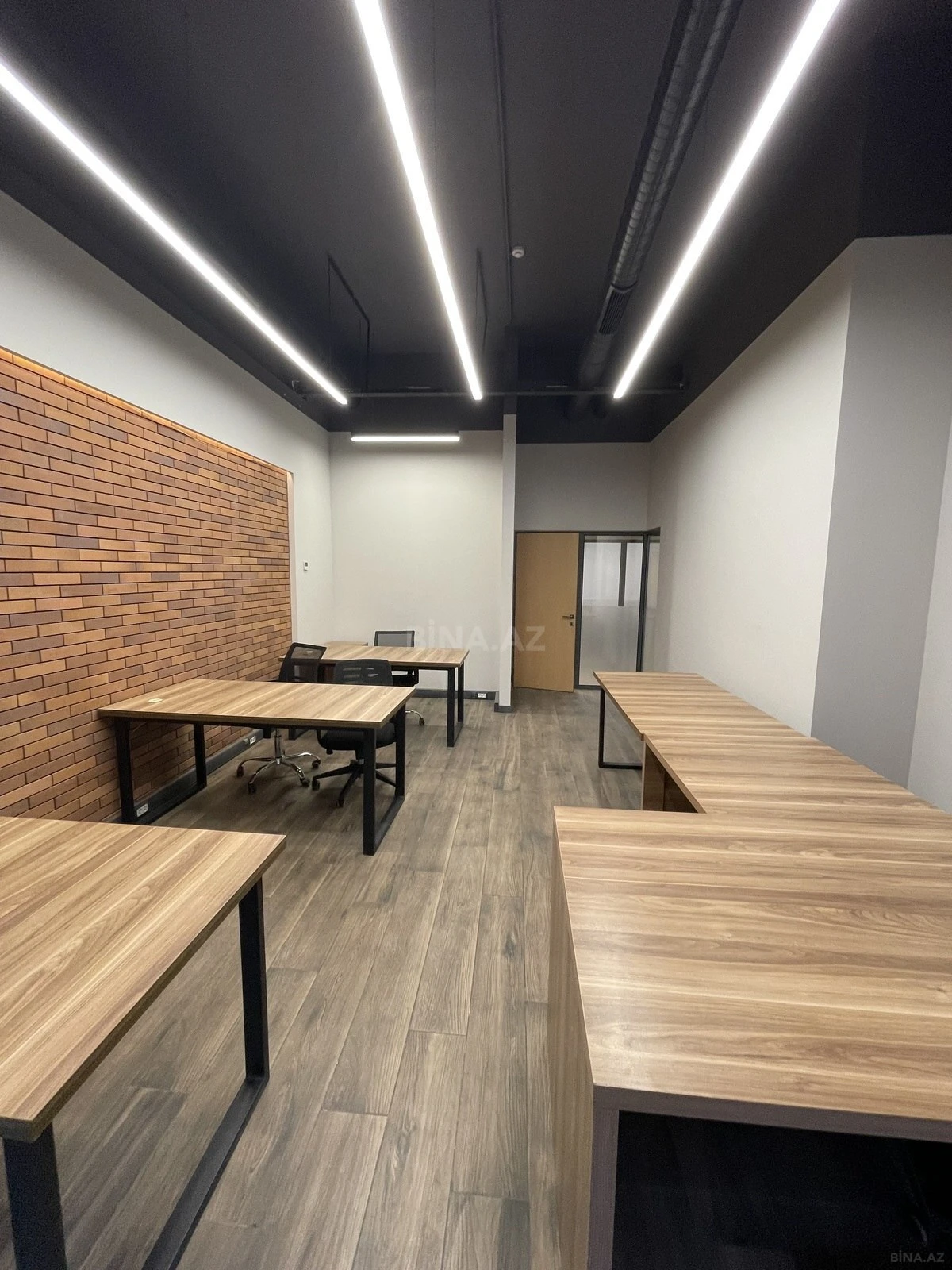 Kirayə verilir 10 otaqlı ofis 380 m²