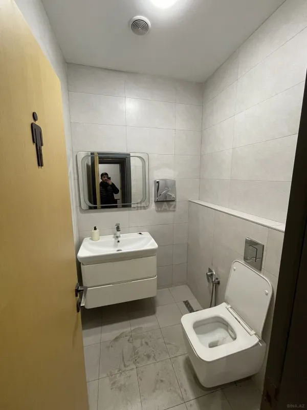 Kirayə verilir 10 otaqlı ofis 380 m²