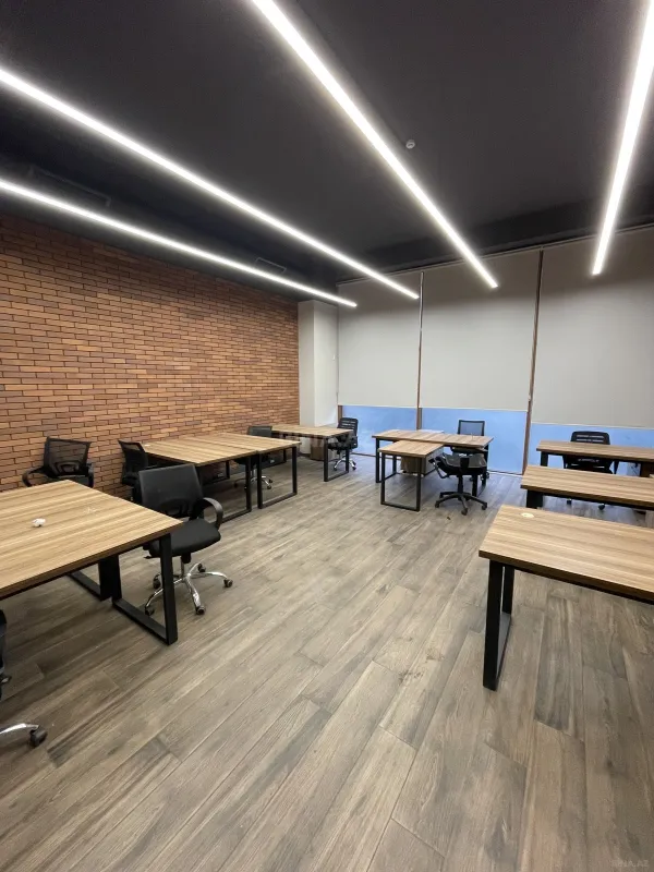 Kirayə verilir 10 otaqlı ofis 380 m²