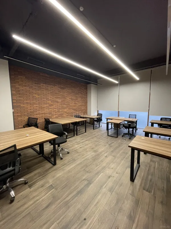 Kirayə verilir 10 otaqlı ofis 380 m²