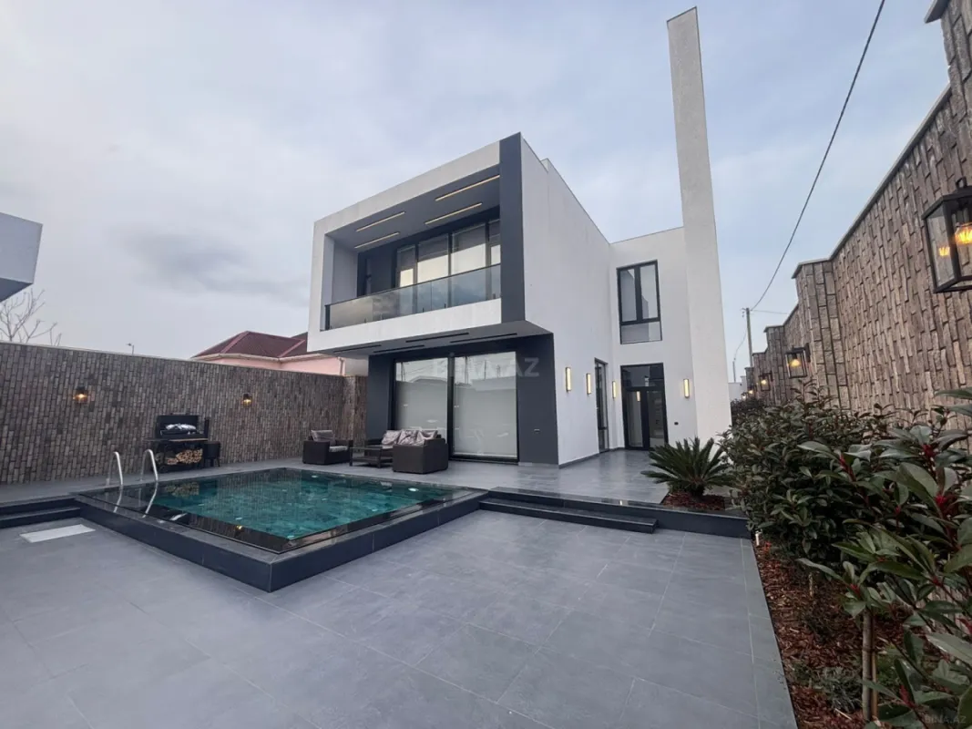 Satılır 4 otaqlı həyət evi 250 m²
