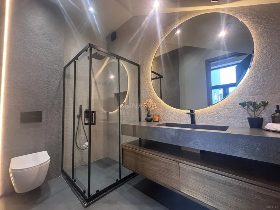 Satılır 4 otaqlı həyət evi 250 m²