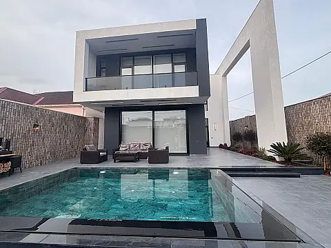 Satılır 4 otaqlı həyət evi 250 m² — Bakı, Mərdəkan 4 otaq 250.00 m²