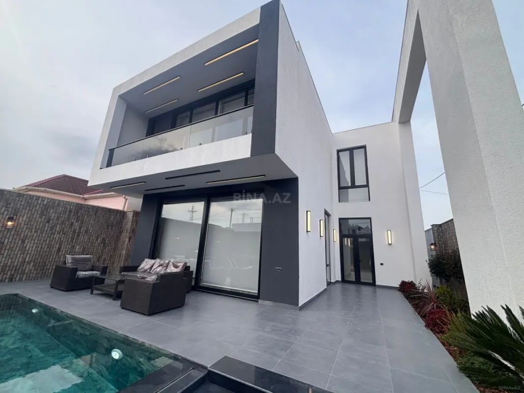 Satılır 4 otaqlı həyət evi 250 m²