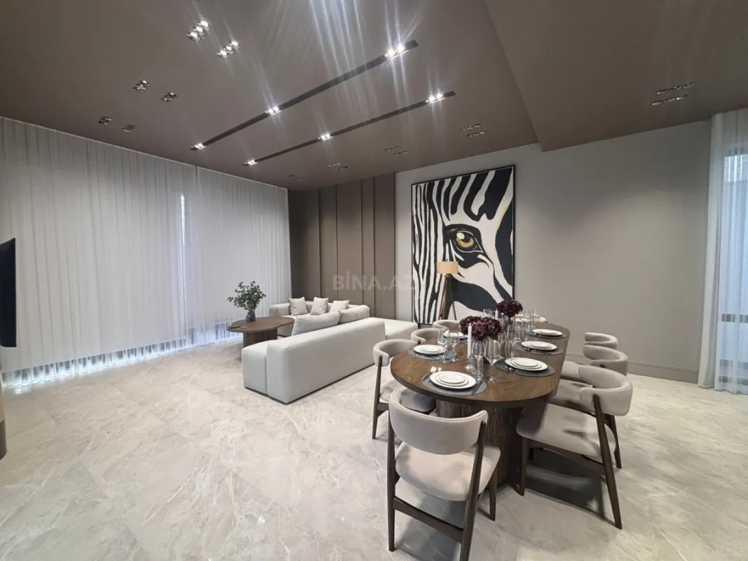 Satılır 4 otaqlı həyət evi 250 m²