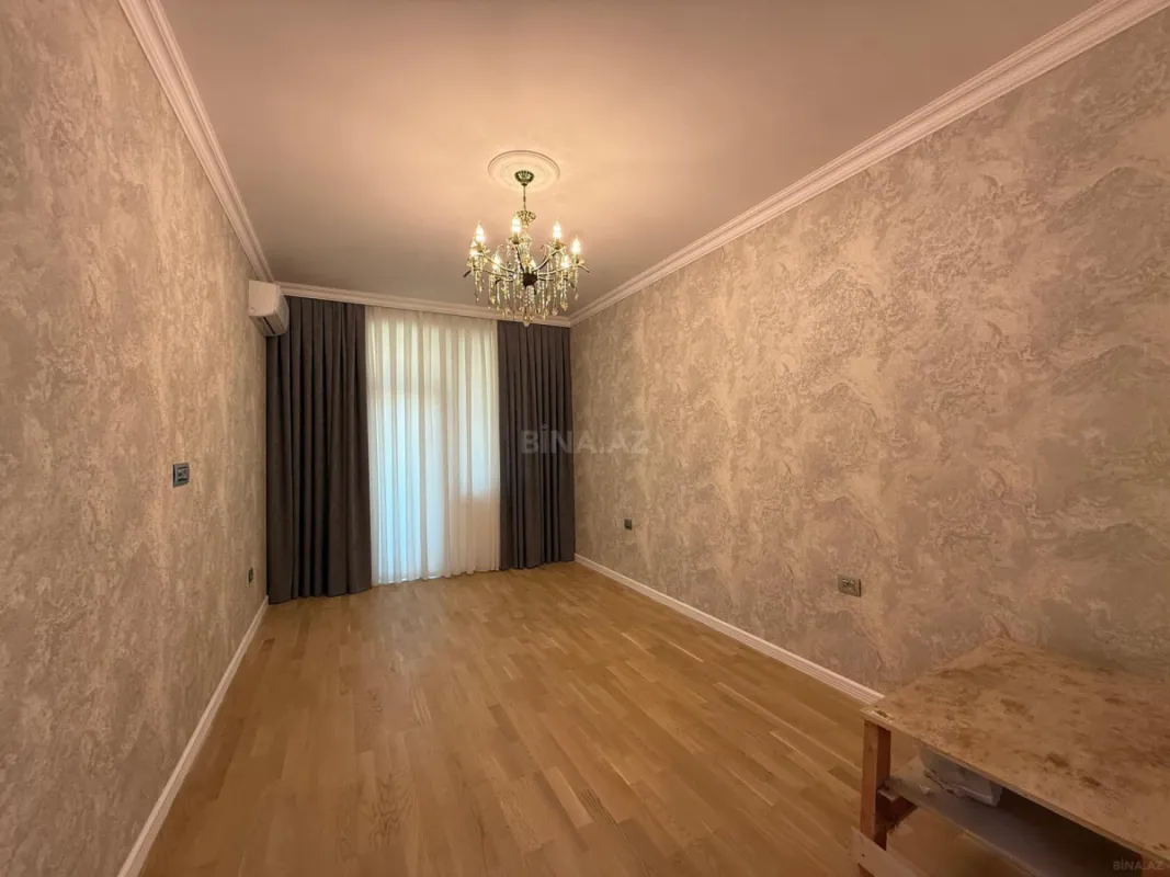 Satılır 3 otaqlı mənzil 94 m²