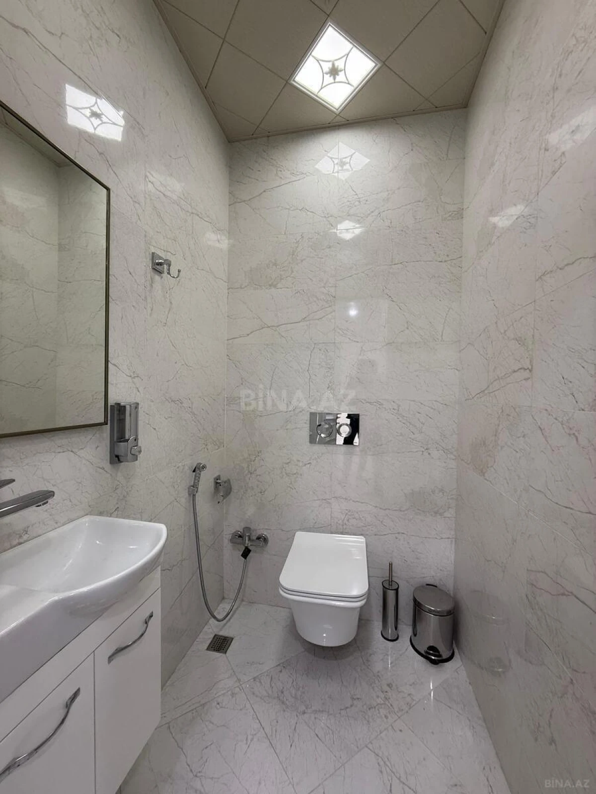 Satılır 3 otaqlı mənzil 94 m²
