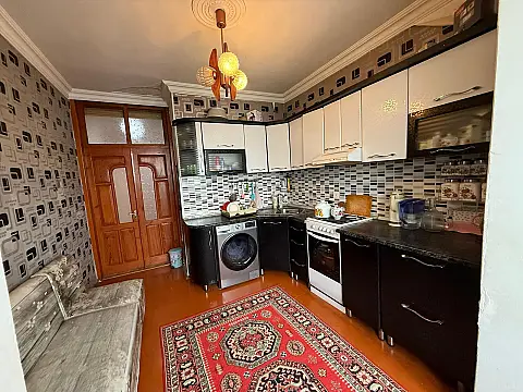 Satılır 3 otaqlı mənzil 90 m²