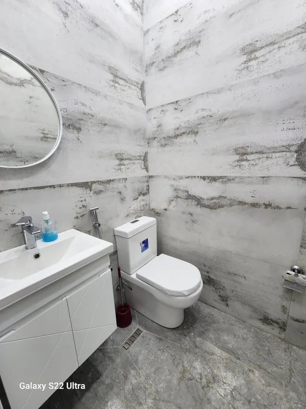 Kirayə verilir 2 otaqlı mənzil 90 m²