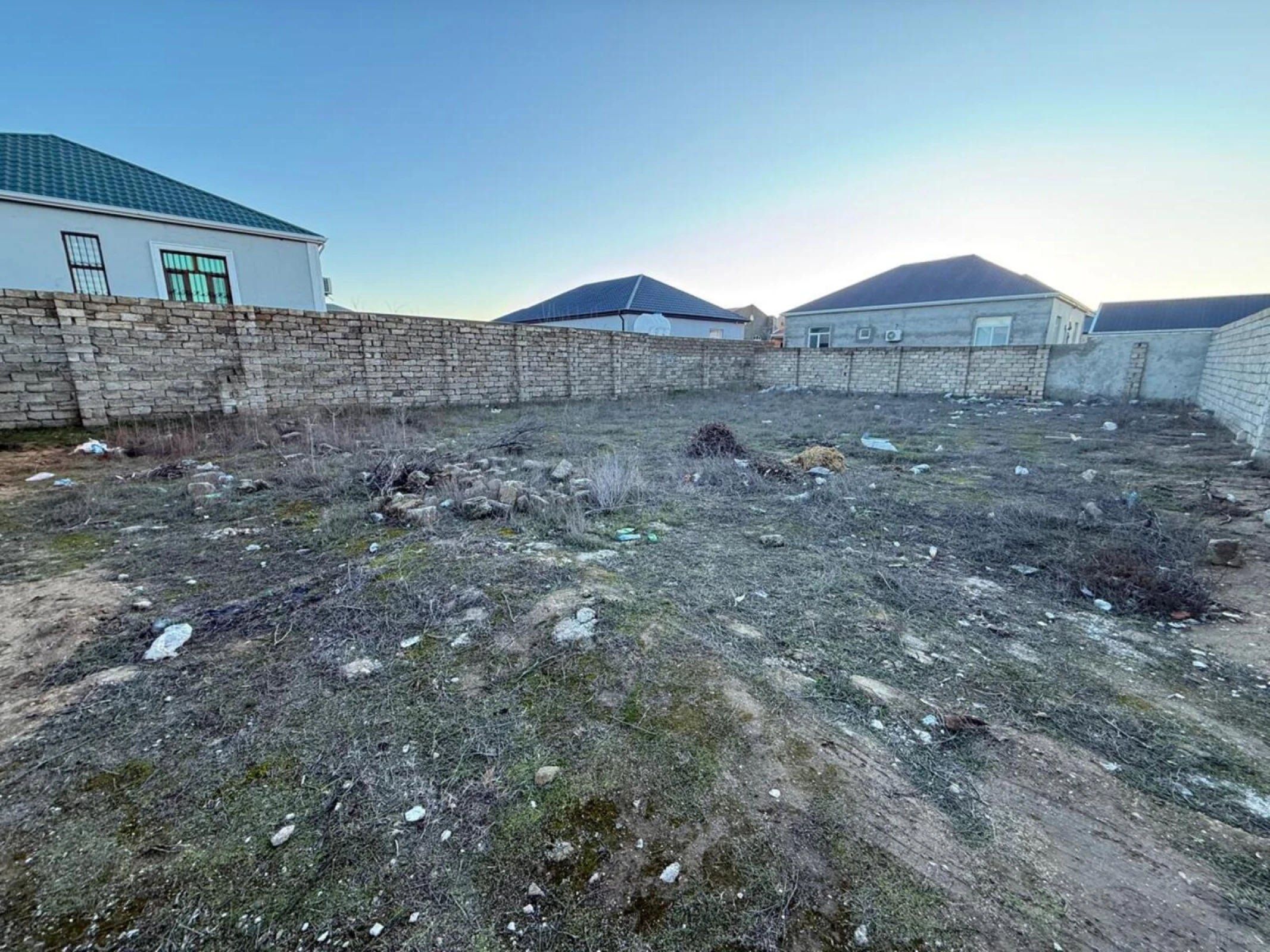 Satılır torpaq sahəsi 2.5 m²