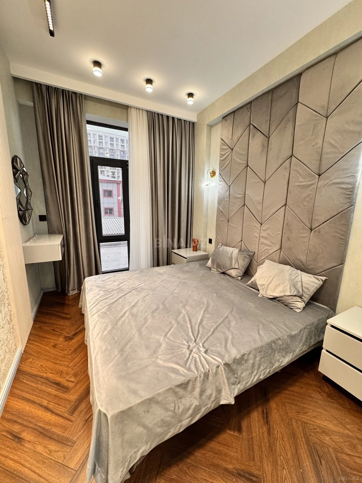 Satılır 2 otaqlı mənzil 55 m²