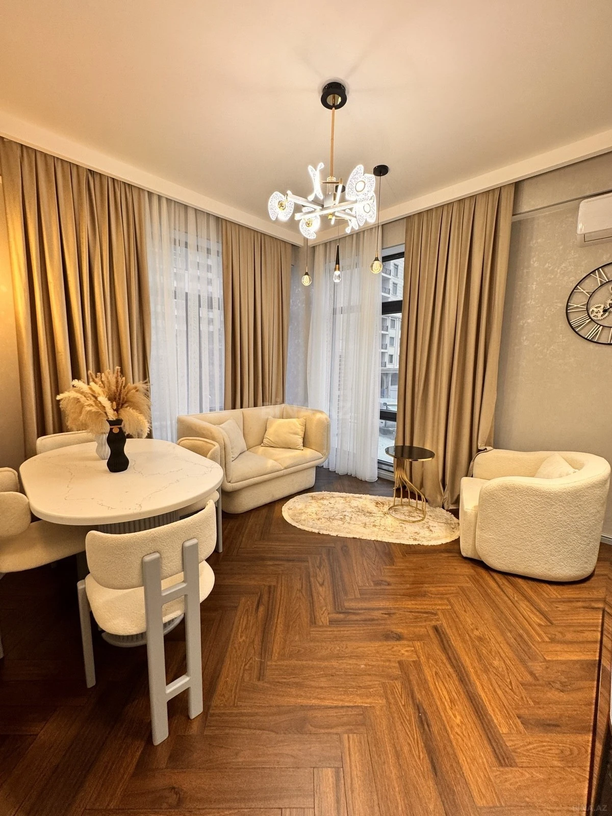 Satılır 2 otaqlı mənzil 55 m²