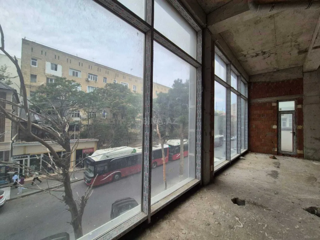 Kirayə verilir obyekt 361 m²