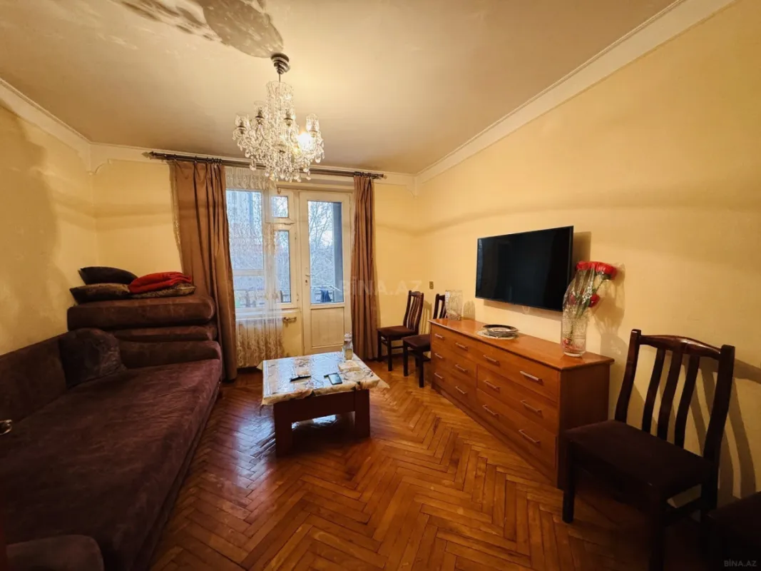 Satılır 2 otaqlı mənzil 56 m²