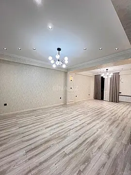 Satılır 3 otaqlı mənzil 145 m²